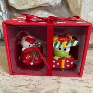 NIB Hello Kitty x Blue sky ceramics Ornament set. Keropi & Hello Kitty